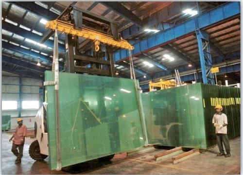 Uso de accesorios en la industria del vidrio