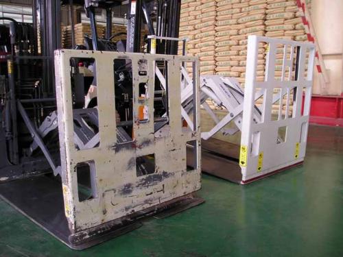 Uso del accesorio de empuje de extracción de horquilla en el cemento